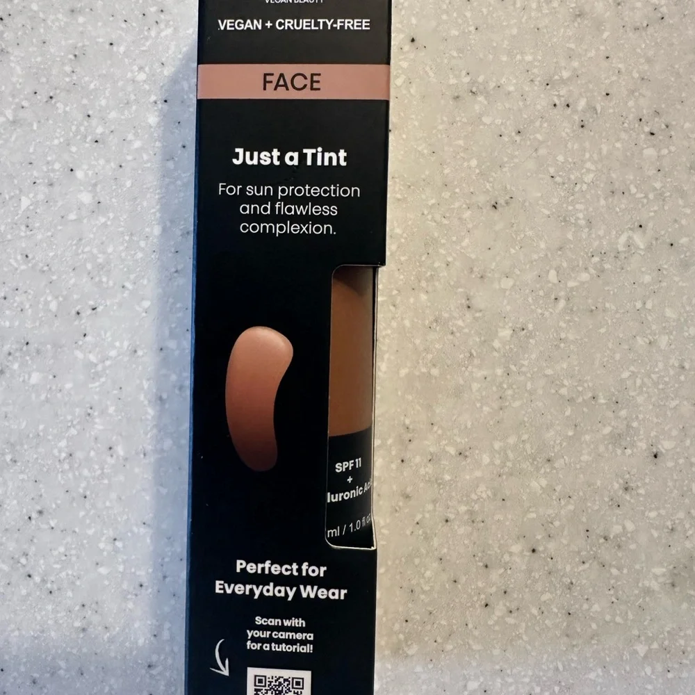 The Lip Bar TLP Quick Conceal Caffeine Cinnamon. Face Just Tint Honey Dip Vegan